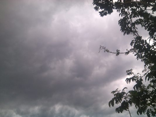 L’annonce de l’orage dans le ciel © Hervé Mukulu